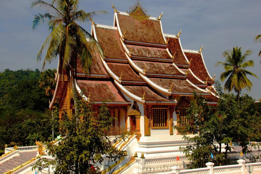 temple, laos, roof top-972516.jpg